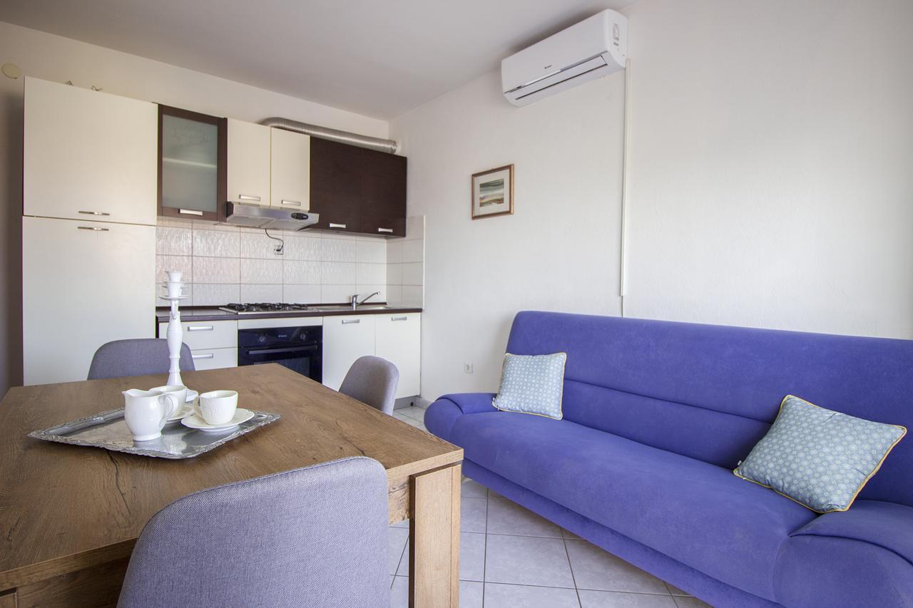 Apartments Hajdi Duće Eksteriør billede
