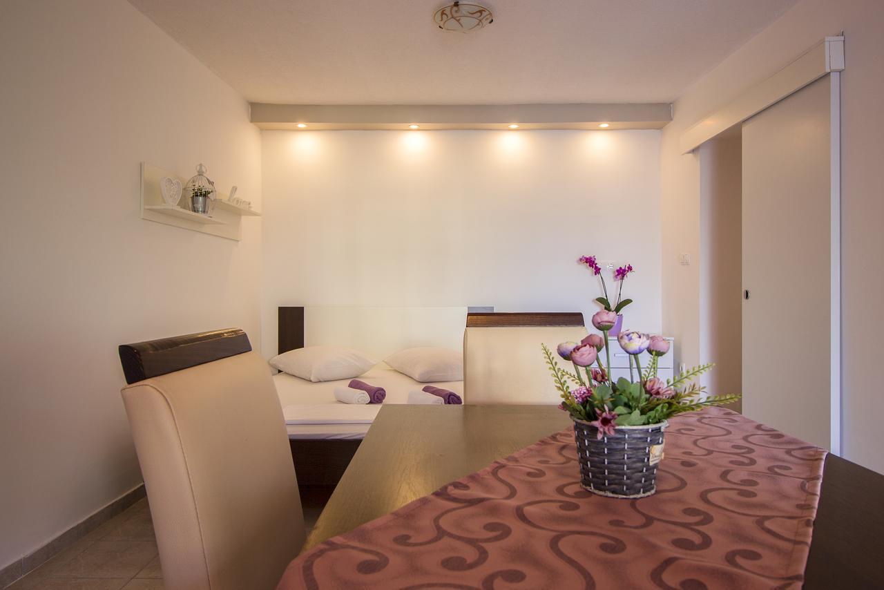 Apartments Hajdi Duće Eksteriør billede