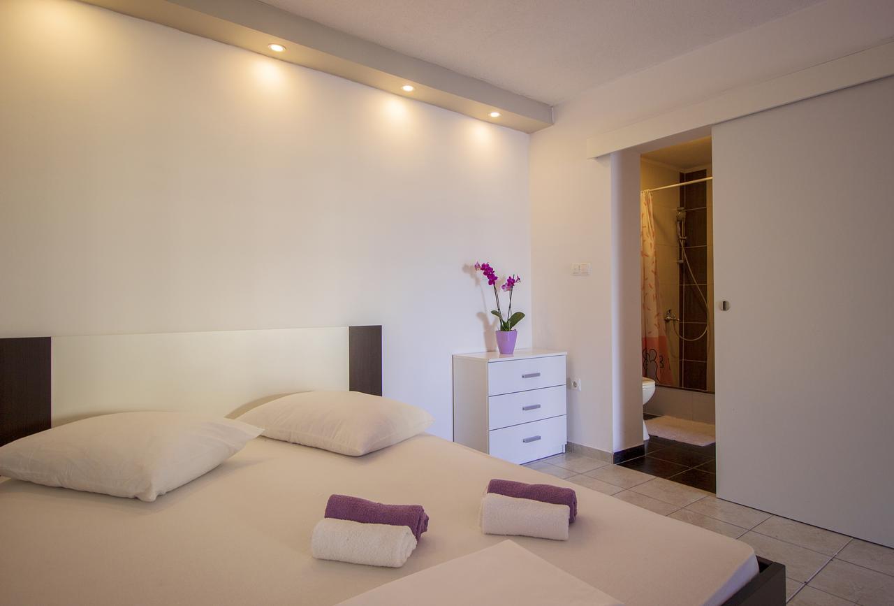 Apartments Hajdi Duće Eksteriør billede